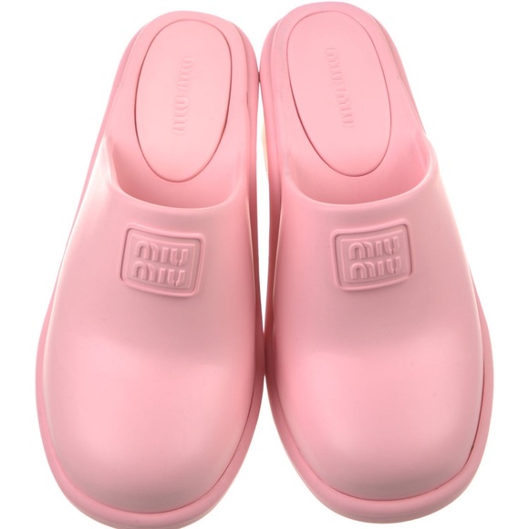 Authentic MIU MIU pink rubber clogs - pristine condition - Picture 2 of 5
